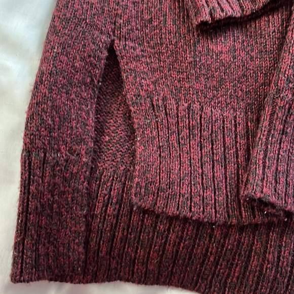 Maroon/Black Tunic Sweater with distressing - Picture 3 of 5